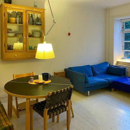 Apartment With Private Backyard In Norrebro